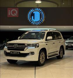 تۆیۆتا لاند کروزەر